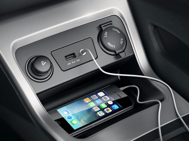 苹果手机导航如何与汽车同屏,华为手机导航怎么同汽车投屏