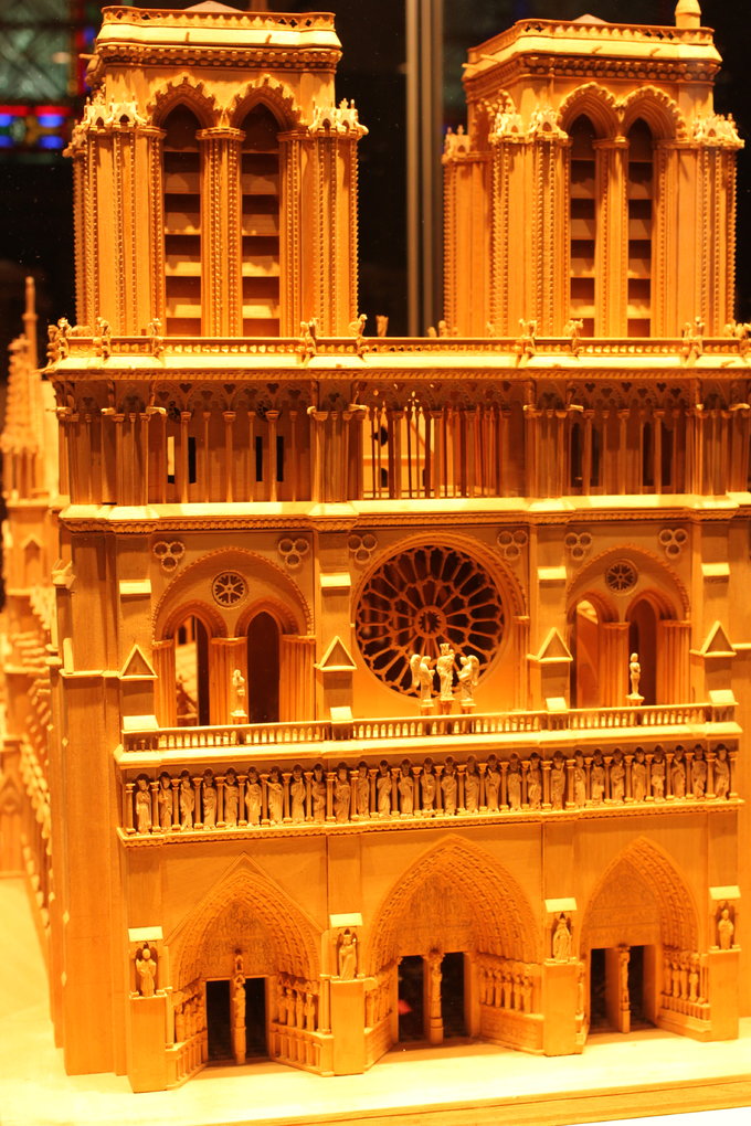 呐喊欧洲杯追寻印象派（10日精华游巴黎里昂阿维尼翁巴塞罗那）