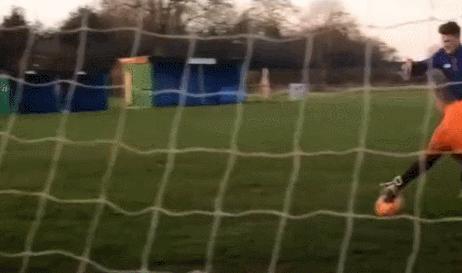 伊瓜因决赛三次单刀,伊瓜因单刀机会