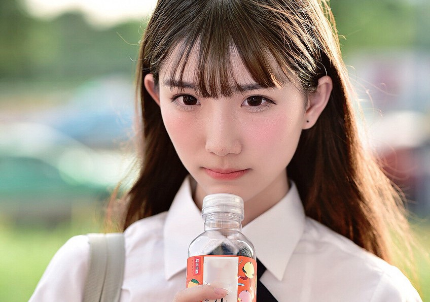 小说：面对宗门高手追杀，穷小伙毫无惧色，只因他背后另有王牌