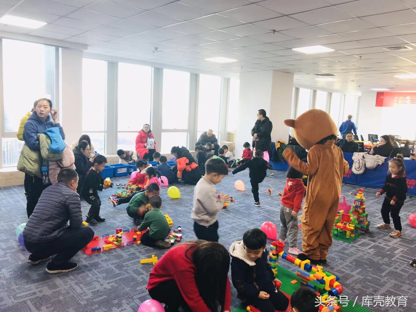 奇妙小镇嘉年华圣诞节,亲子嘉年华游乐场