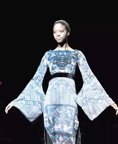 从红毯到春晚，我只看懂了一个词：“猴腮雷”！