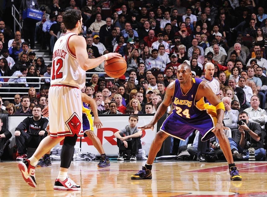 篮球教学如何正确的拍球,篮球教学如何正确传球