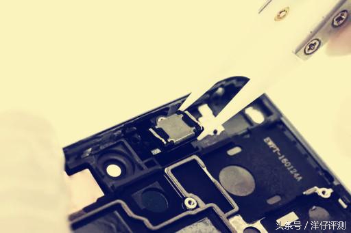 小米5位插线板拆解,小米5pro拆解