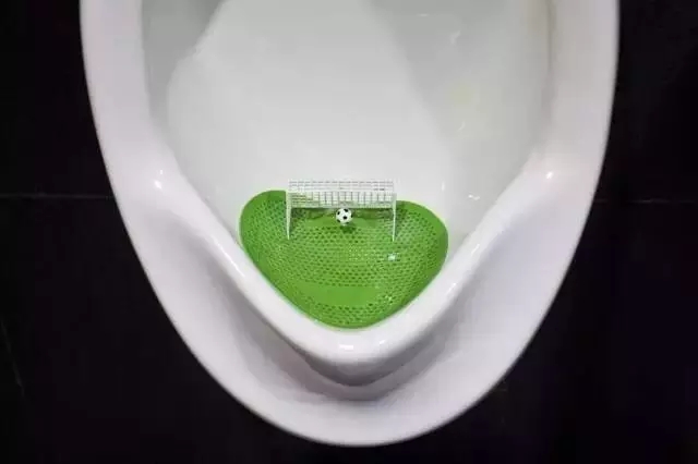 自从有了它们小便都有“味道”了，这让我上哪儿说理去？