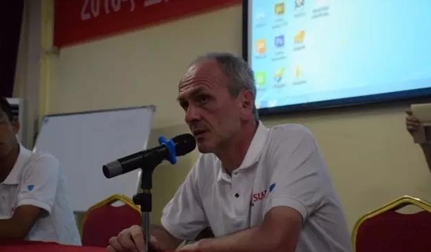 进入金色九月，恒圣体育国培团队依然在路上！