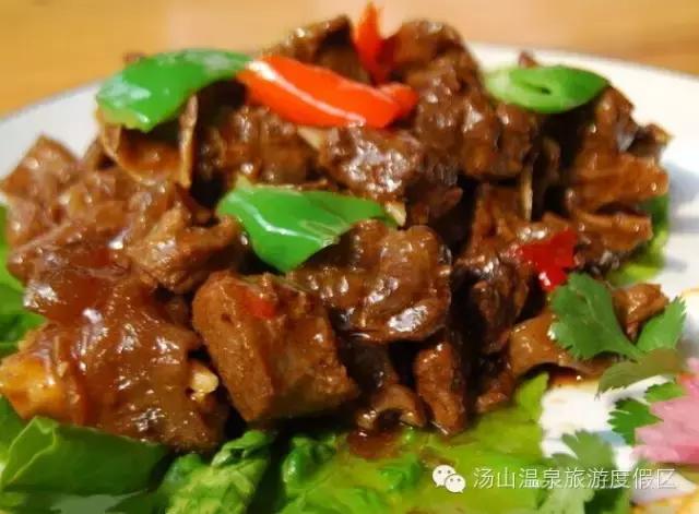 天气这么好，一起来汤山钓鱼、骑马、吃鹿肉、看鳄鱼吧！