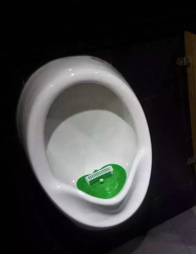 自从有了它们小便都有“味道”了，这让我上哪儿说理去？