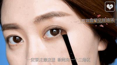 内双眼影手残画法,手残党也能学会的眼影画法