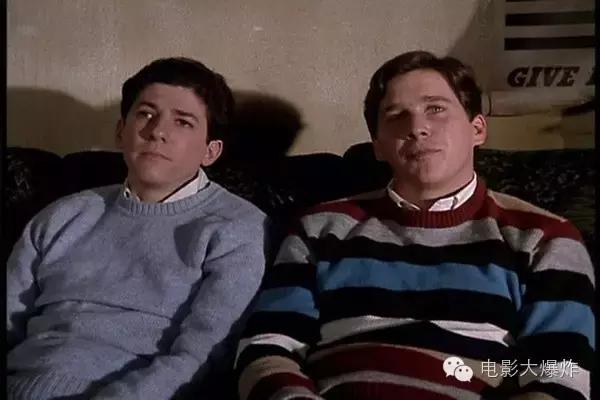 迈克尔杰克逊丧尸舞mv,迈克尔丧尸电影