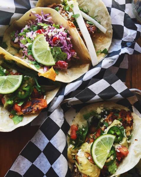 在美国吃墨西哥卷饼 (美国最好吃的墨西哥州美食)