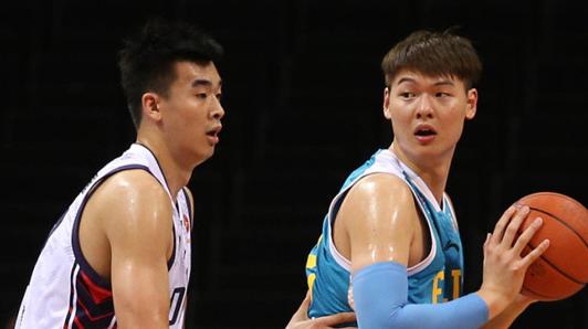 涓浗瓒冲潧鑷悕鏄憲浜嬩欢,涓浗瓒崇悆鍚告瘨鐞冨憳