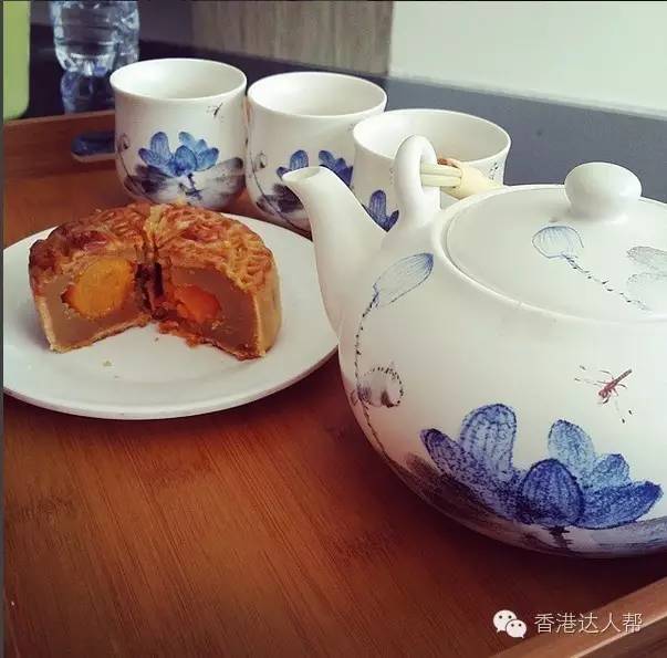 香港月饼火爆,香港奶黄流心月饼