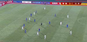 世界杯奇葩裁判,世界杯上球员被罚黄牌与裁判冲突