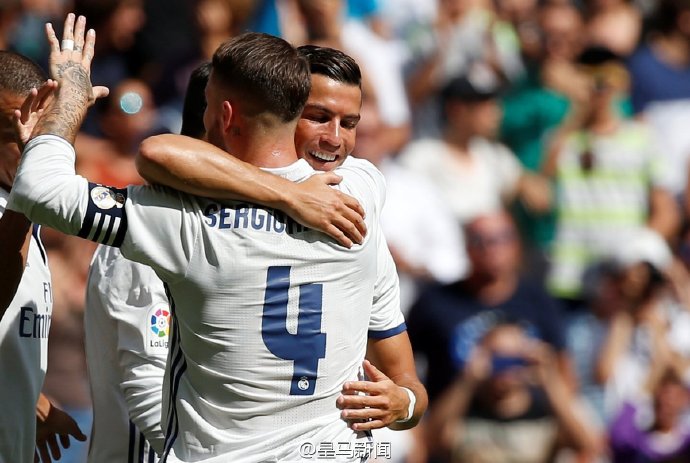 5-2！齐达内老司机倒车太溜，奥萨苏纳是皇马后卫的真爱