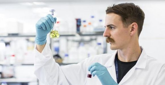 英国留学爱丁堡哪个专业好,英国留学艺术类专业魅力何在