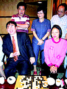 聂卫平炮轰国足,聂卫平踢足球