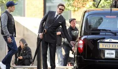 劳斯莱斯自带的那把伞值多少钱,劳斯莱斯幻影10万的雨伞