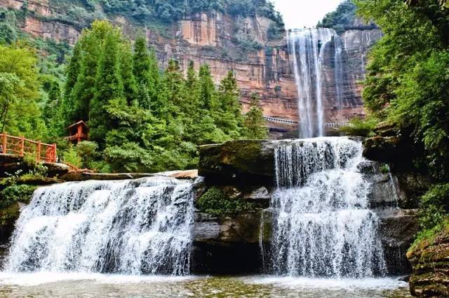 重庆十大旅游景点排名前十有哪些,重庆十大旅游景点最新