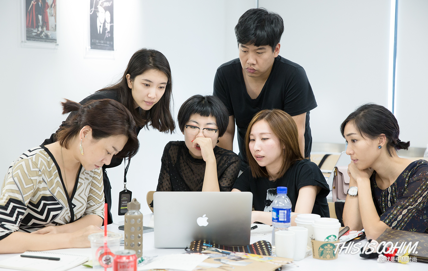 鍗佹湀涔版墜闆嗗悎,鍏ラ┗浜笢涔版墜