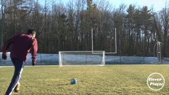 大卫路易斯教你踢任意球,大卫路易斯任意球利物浦