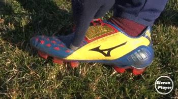 大卫路易斯教你踢任意球,大卫路易斯任意球利物浦