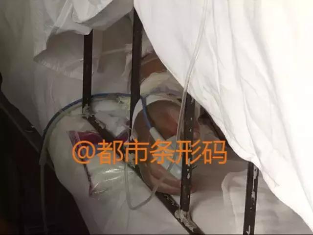 家中煤气泄漏丈夫却不管,点火验证家里煤气泄漏