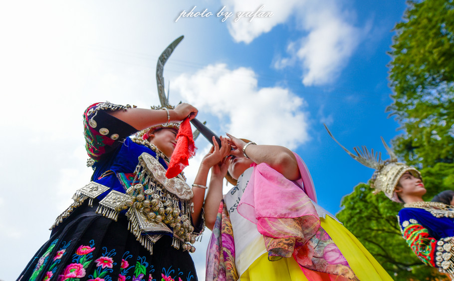 千户苗寨怎么玩比较好,千户苗寨怎么玩最合适