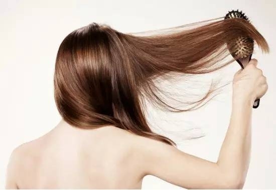 头发堵塞下水道最快的疏通方法,卫生间头发堵塞疏通方法