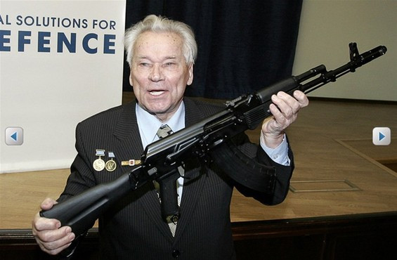 市场经济时代的AK，机场免税店可以买把真枪带回家