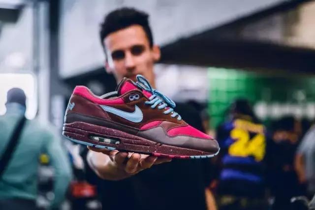 sneaker展会,sneaker鞋展穿搭