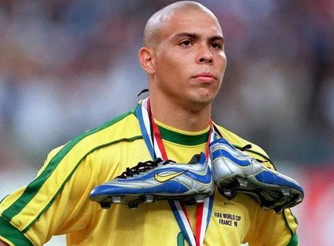 一言不合露狼牙，足坛五大光头狼性巨星