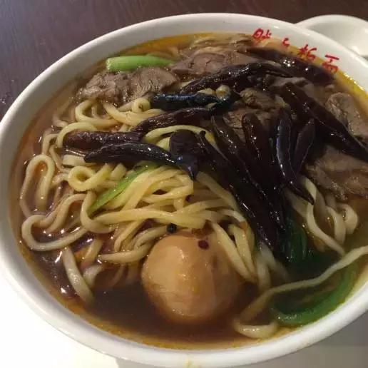 沈阳中街小吃一条街美食推荐,沈阳十大特色菜