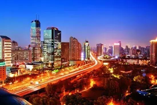 上海跟深圳综合实力对比,北京和上海综合实力对比