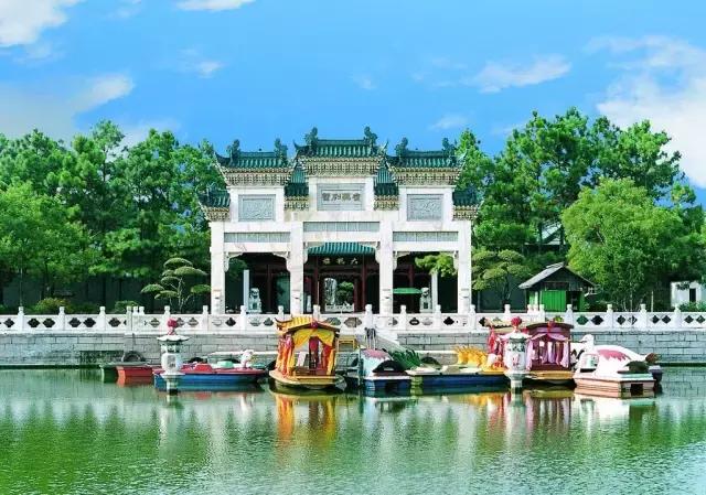 上海跟深圳综合实力对比,北京和上海综合实力对比