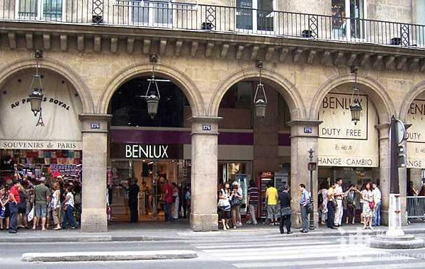 人气爆棚国际购物中心,年轻人必去的购物中心