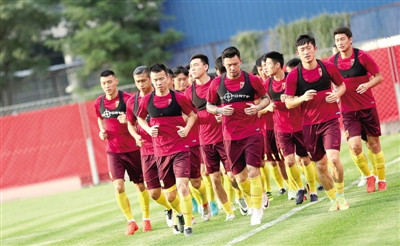 中伊大战亚洲杯,中国国足对伊朗总决赛