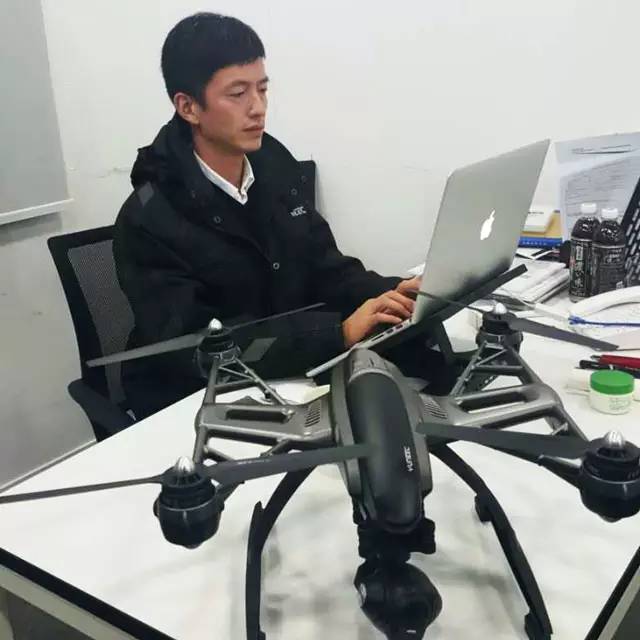 颜安,颜安无人机