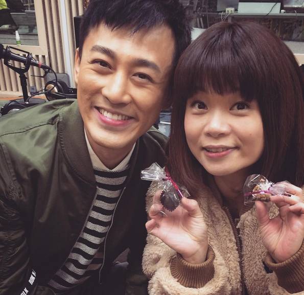 余文乐公开恋情了吗,小仪余文乐