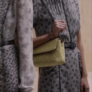 今年秋冬大牌出了哪些新包,各大牌发售新包