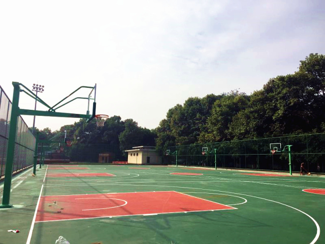 生日新衣,生日礼物衣服装扮