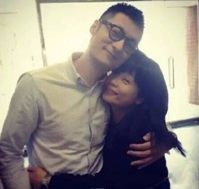 余文乐公开恋情了吗,小仪余文乐