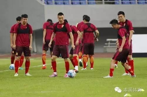 国足vs伊朗最新消息,关注国足赛事