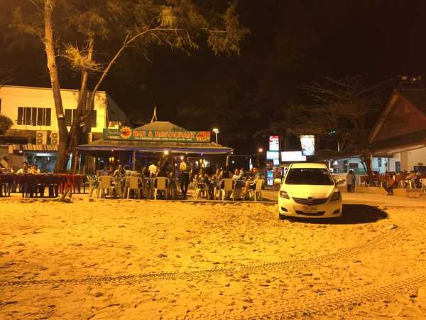 那个船长长大了,第一段*途征**：普吉岛