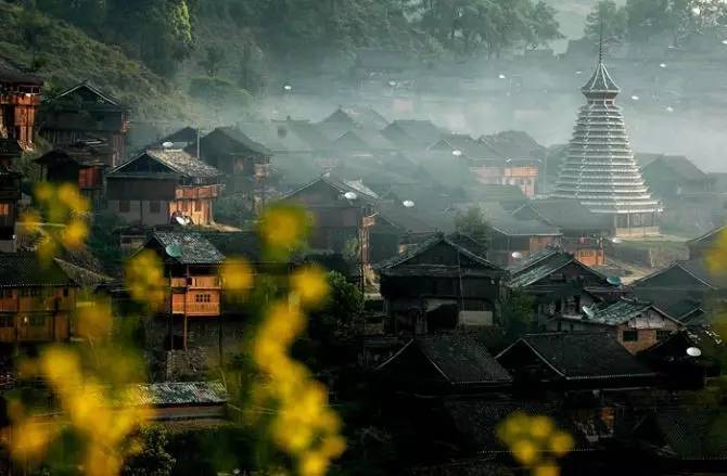 小镇青年杀人事件,小镇少年命案完整版