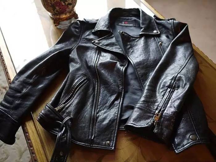 换季穿衣服不好打理怎么办,换季的衣物如何处理