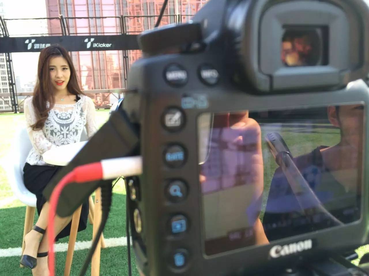 足球世界快来领取你的专属球员,足球世界邀请新人