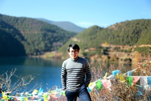 初冬的泸沽湖视频,初冬泸沽湖的水