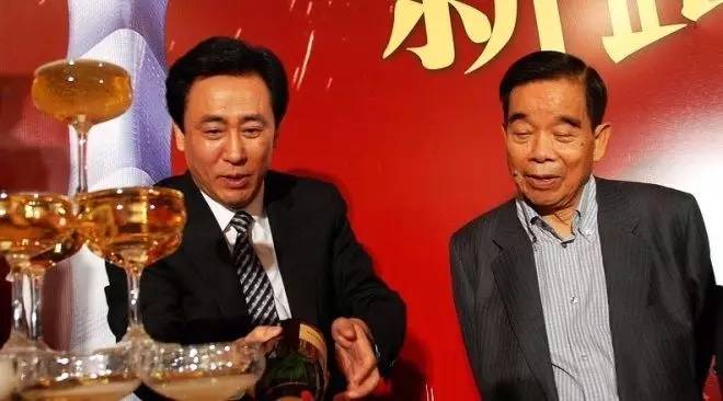 万科历史涨停后的走势,万科恒大为什么涨停