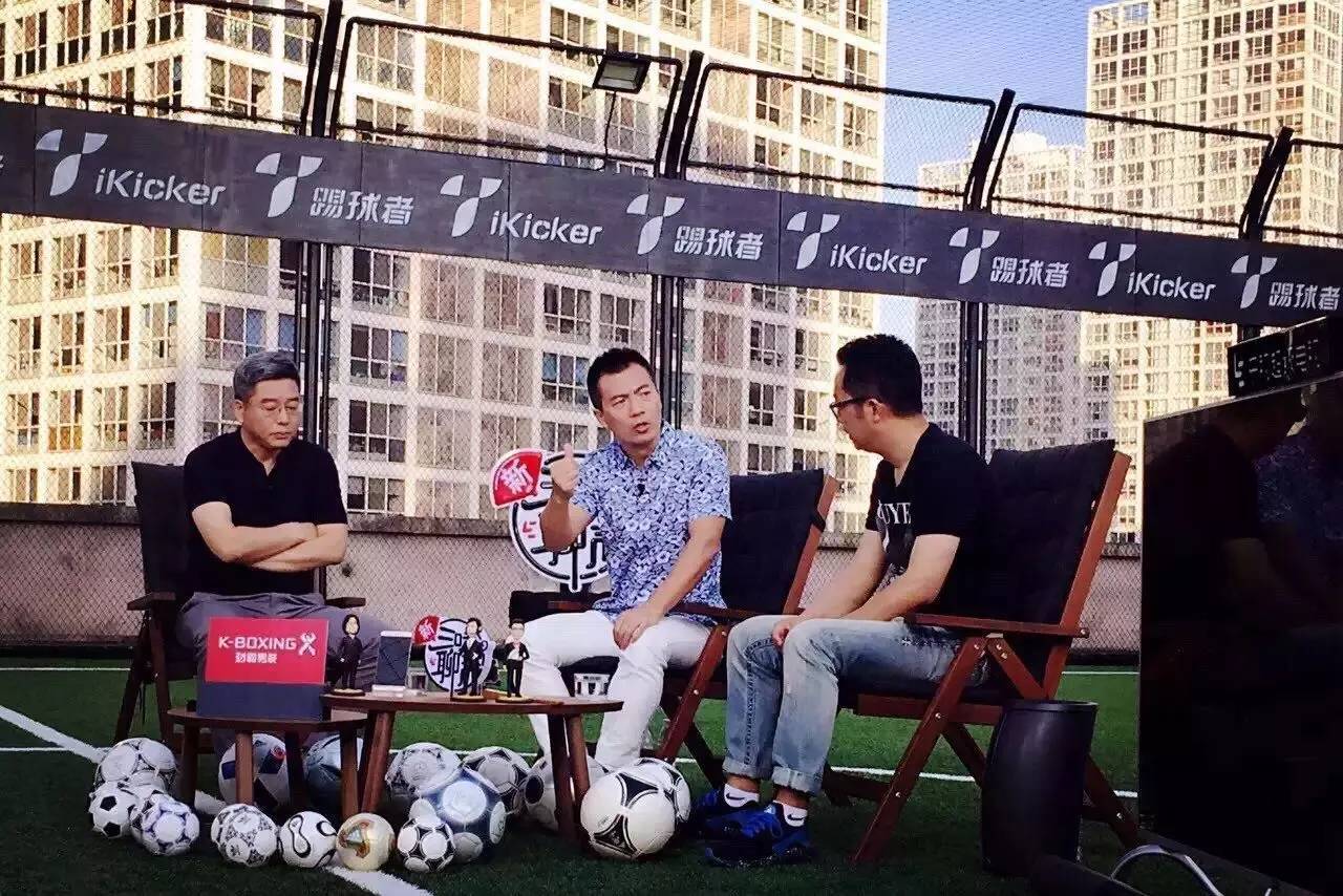 足球世界快来领取你的专属球员,足球世界邀请新人